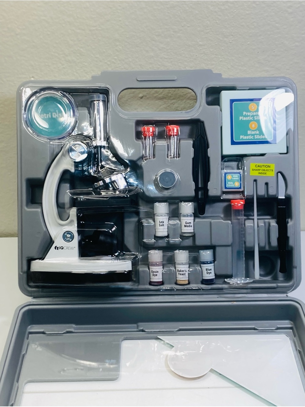 NWT IQ Crew 52+ Piece Microscope Set 1200X STEM